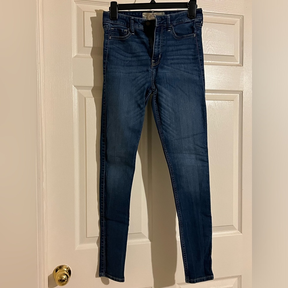 Hollister jeans